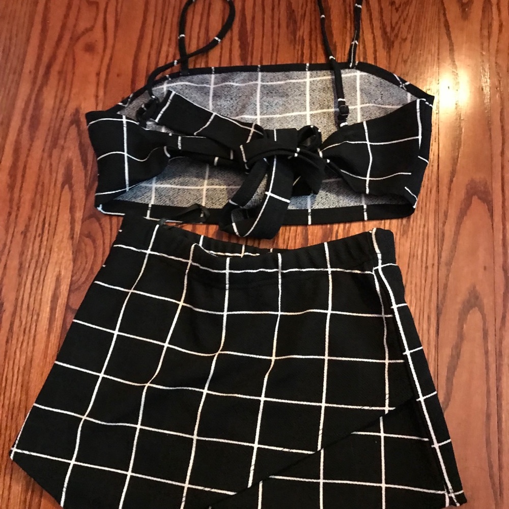 Two Piece Set Shein - Picture 5 of 5